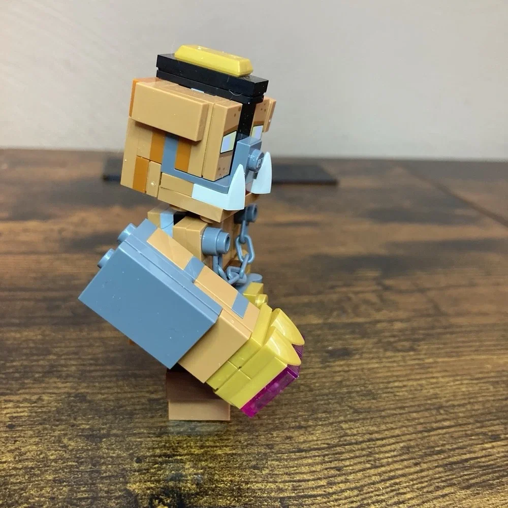 LEGO A Minecraft Movie‎ - Great Hog Minifigure MIN218 from set 21272